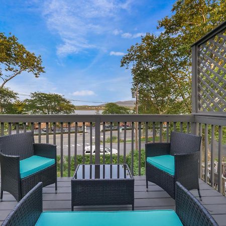 Deck View Of Hudson River & Mt Beacon / Boho Suite 纽堡 外观 照片