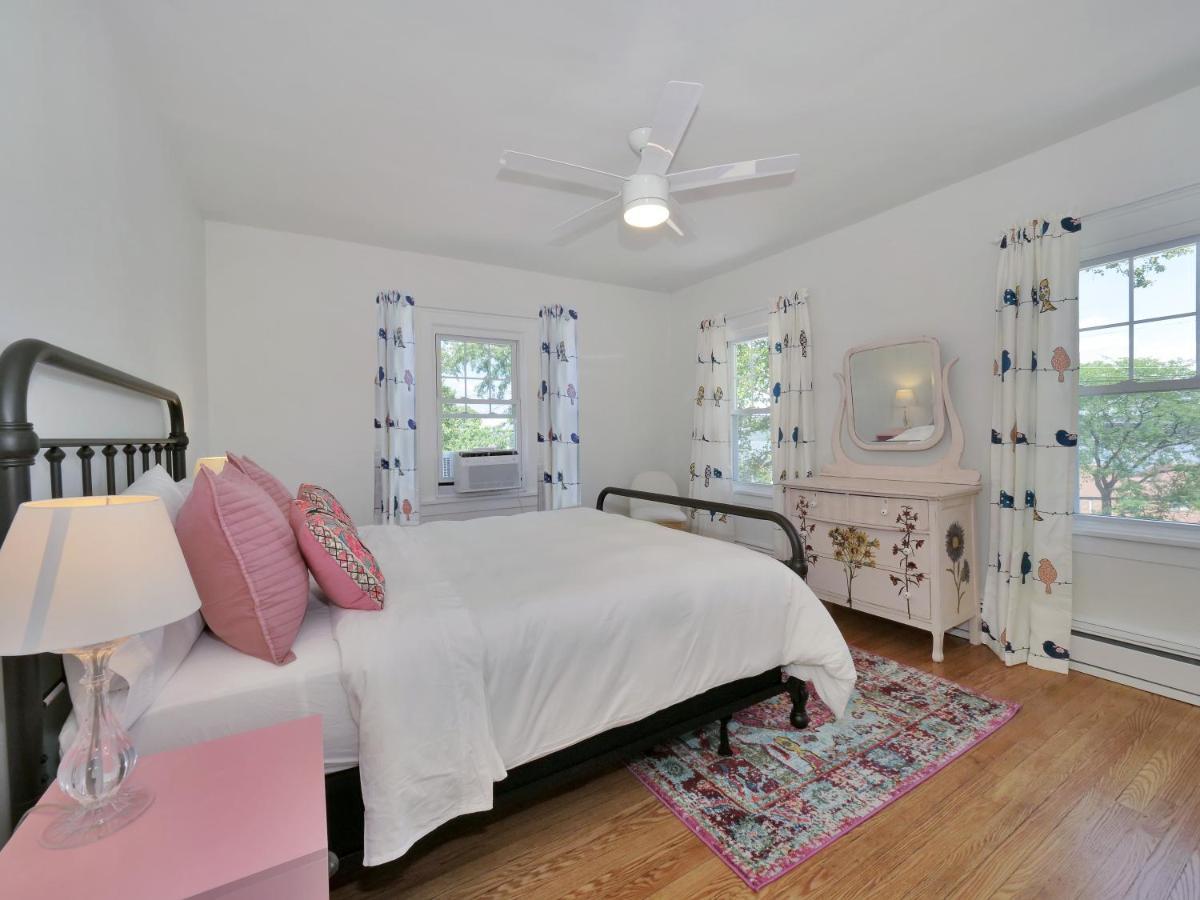 Deck View Of Hudson River & Mt Beacon / Boho Suite 纽堡 外观 照片